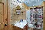 LOWER LVL KING SUITE BATH RM w/TUB-SHOWER COMBO